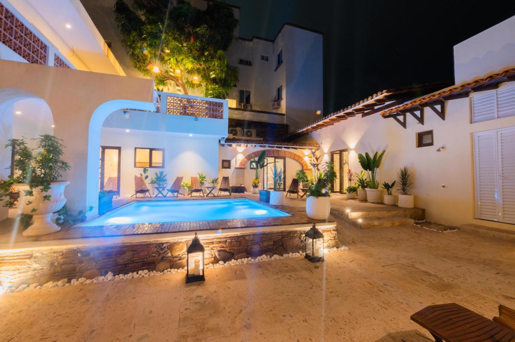 ホテル Casa Victoria Malecon - Adults Only プエルトバラータ エクステリア 写真