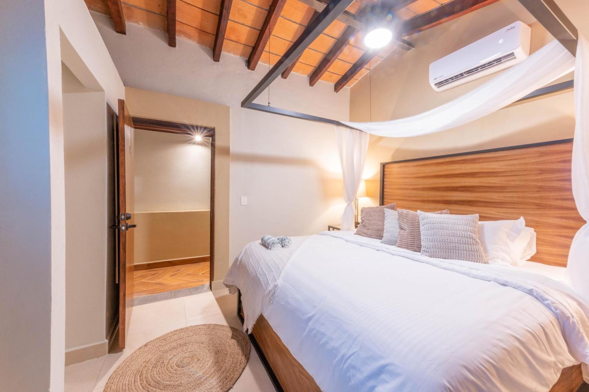 ホテル Casa Victoria Malecon - Adults Only プエルトバラータ エクステリア 写真