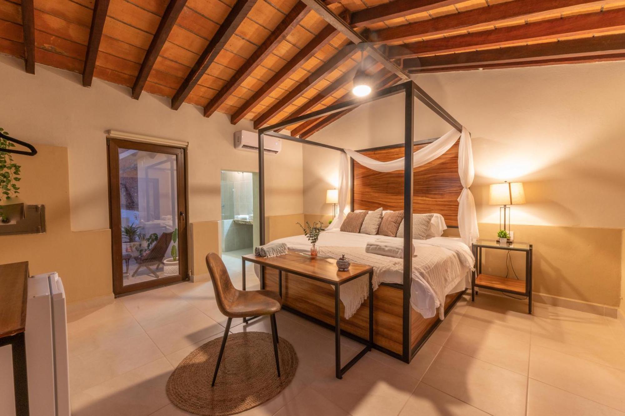 ホテル Casa Victoria Malecon - Adults Only プエルトバラータ エクステリア 写真